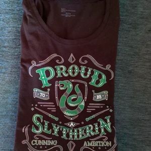 Harry Potter ( slytherin ) size medium